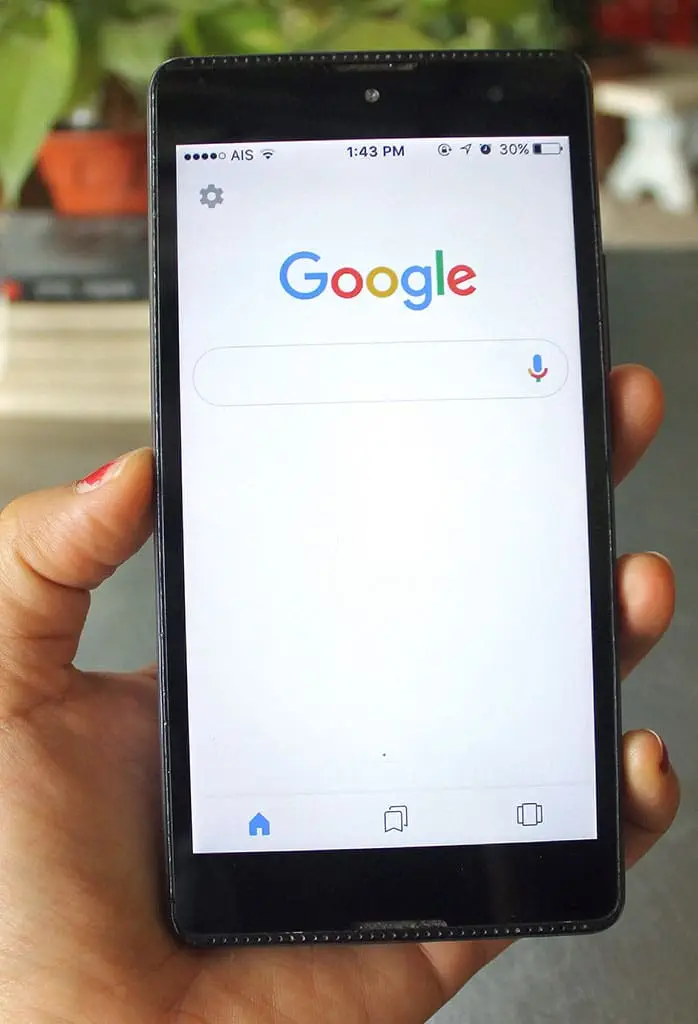 What do search engines look for