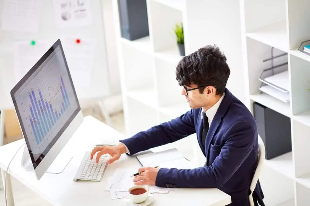 Looking through online statistics for website click through rates